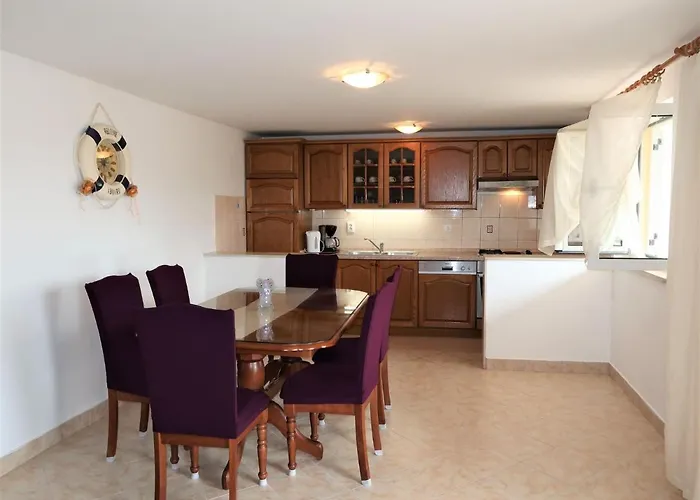 Filip Jakov-2 By Interhome * Vinišće